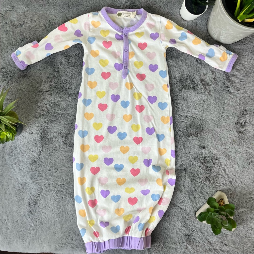 Monica + Andy Soft Touch Hearts Print Sleeping Gown - 3-6M